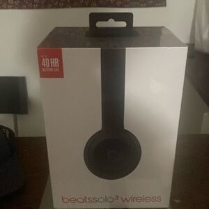 NIB Beats SOLO 3 wireless